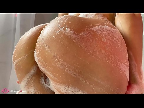 ❤️ Brunette masturbearet poesje mei Vibrator nei intens orgasme yn dûs ❤ Harde porno op fy.pornohammer.ru