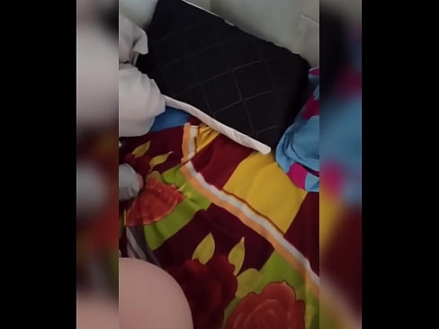 ❤️ Myn keamergenoat bliuwt allinnich thús want har man giet op fakânsje en ik nim de kâns oan om har te neuken en har kont fol mei molke ❤ Harde porno op fy.pornohammer.ru
